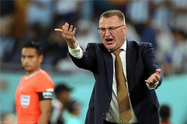 مدرب بولندا تاسع ضحايا كأس العالم 2022
