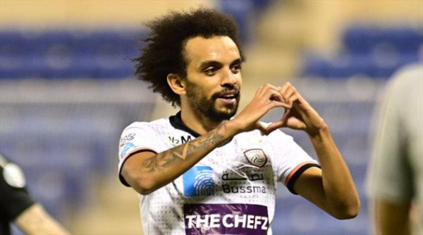 دوري روشن.. من هو فابيو مارتينيز أحدث صفقات الخليج؟