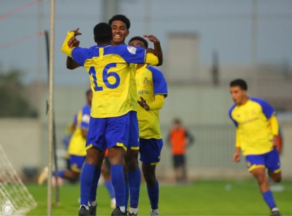 النصر يغرد في صدارة دوري الشباب