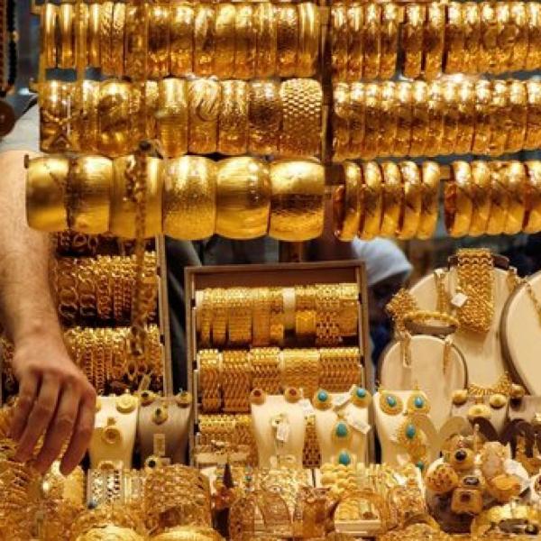 قد يصل إلى 2000 دولار.. سيناريوهات ارتفاع أسعار الذهب في 2023