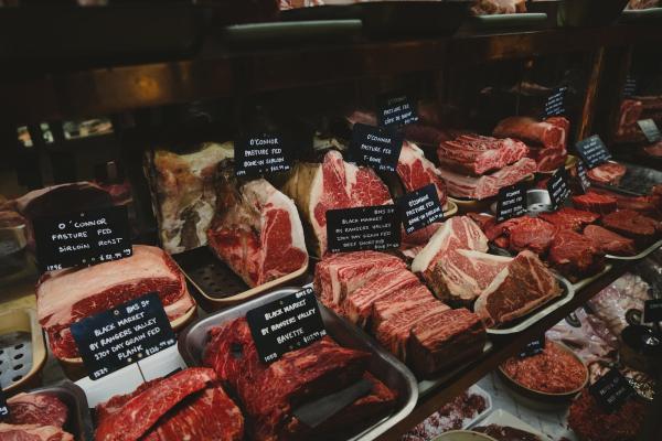 تسبب اللحوم الدهنية أمراضًا في القلب- مشاع إبداعي