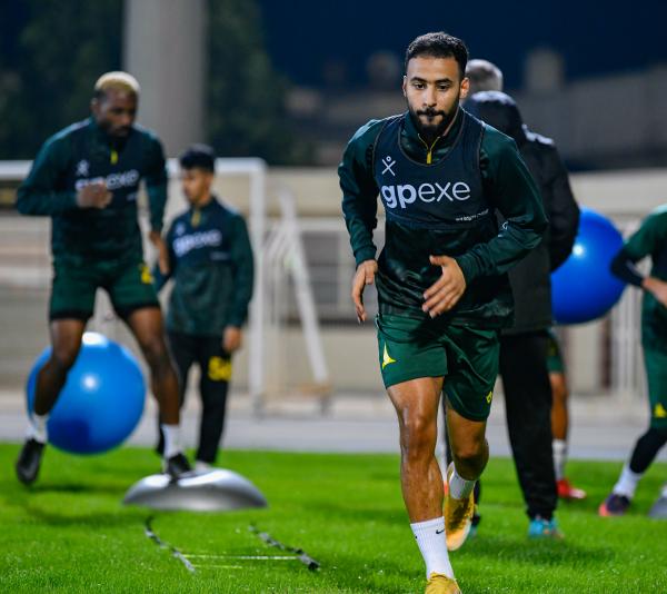 حصة تكتيكية تجهز الخليج لـ 'النصر'