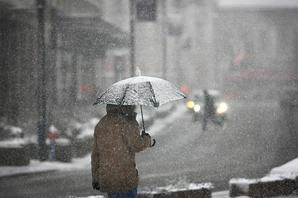 بسبب الأمطار الغزيرة.. جامعة المؤسس تعلق الدراسة حضوريًا