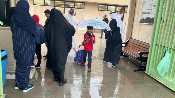 تذمر أولياء أمور الطلاب والطالبات من القرار المتأخر - اليوم