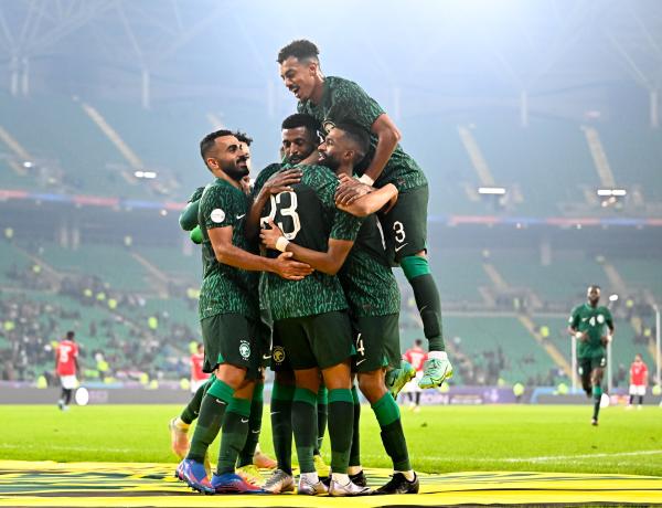 منتخب السعودية يسعى للتأهل أمام العراق في خليجي 25