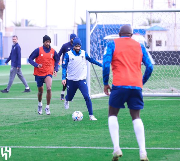 الهلال يفتح صفحة العدالة بمناورة فنية