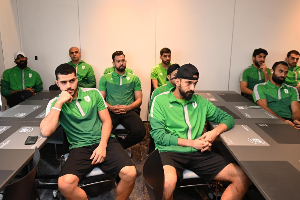 أخضر اليد يبحث عن ' التأهل التاريخي '