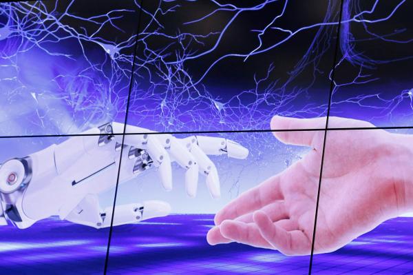 كيف أصبحت OpenAI أهم شركة تكنولوجيا ناشئة؟
