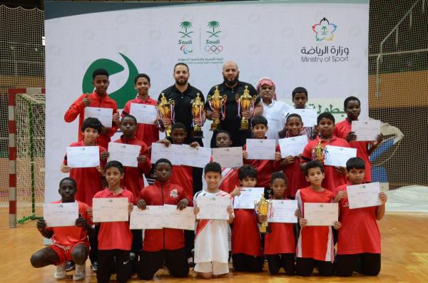 الوحدة يسيطر على بطولتي الغربية والجنوبية للبراعم