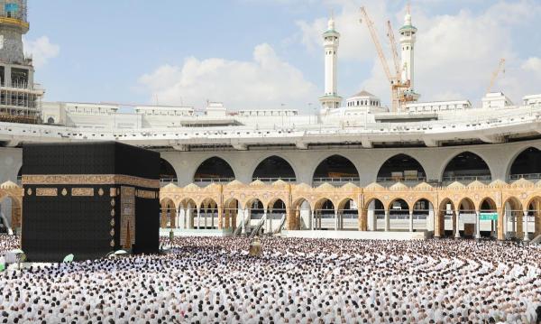 صلاة الجمعة في المسجد الحرام- واس