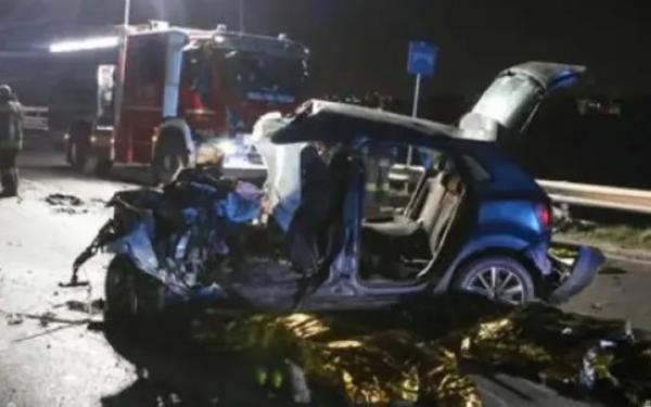 روما.. وفاة 5 أشخاص في حادث مروري