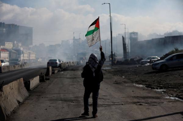 استشهاد الفتى الفلسطيني وديع عزيز أبو رموز