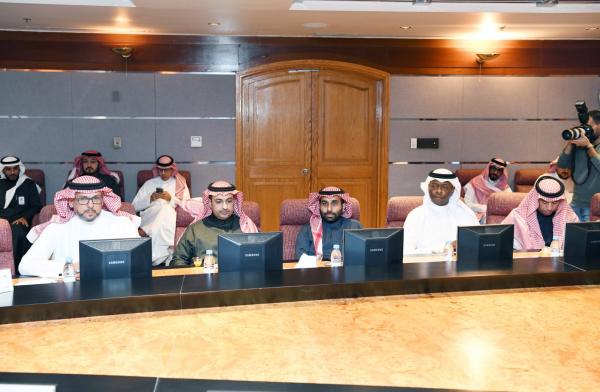 حضور موسع من رجال وسيدات الأعمال في غرفة الشرقية