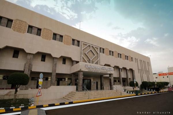 جراحة الـ4 ساعات تُعيد حركة الأطراف لمريض بعنيزة