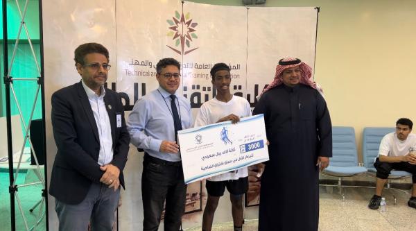 الدوسري يحقق المركز الأول في سباق اختراق الضاحية بالطائف  