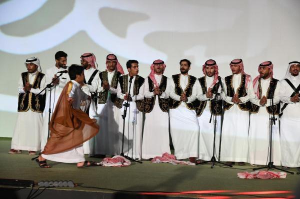 بالحدود الشمالية.. 'الدّحة' تُمتِع زوار مهرجان الصقور