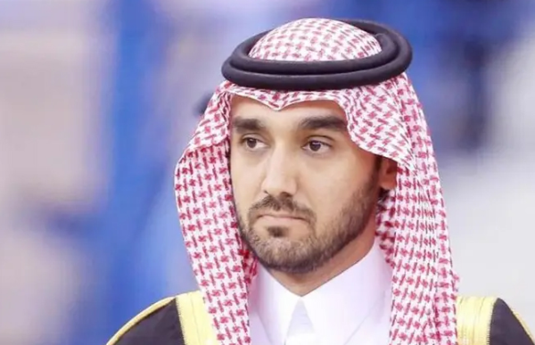 وزير الرياضة يُنعي يوسف السالم