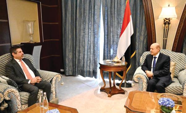 اليمن يحذر منظمات من خطورة تمويل الميليشيا الطائفية