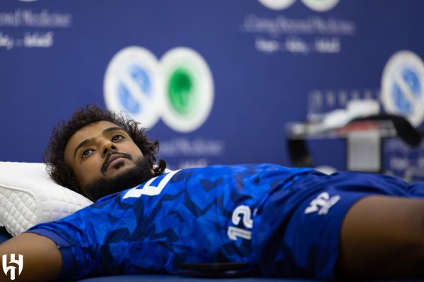 ياسر الشهراني .. الظهير الطائر يُرفرف مُجددًا في 'الهلال'