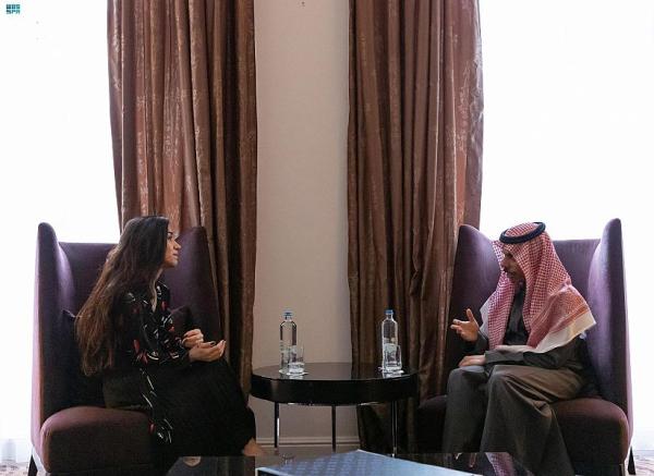 وزير الخارجية السعودي يلتقي سفيرة النوايا الحسنة للأمم المتحدة