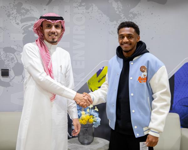 بداية من الموسم المقبل.. التعاون يُعلن رسميًا تعاقده مع فهد العبدالرزاق