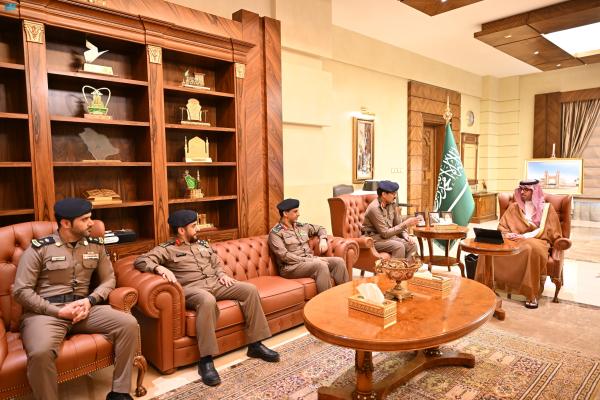 محافظ جدة يدشن اليوم العالمي للدفاع المدني