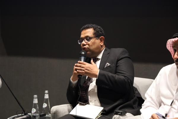 سيد محمود تحدث عن إسهام الذكاء الاصطناعي في وجود تحديات مهنية - اليوم