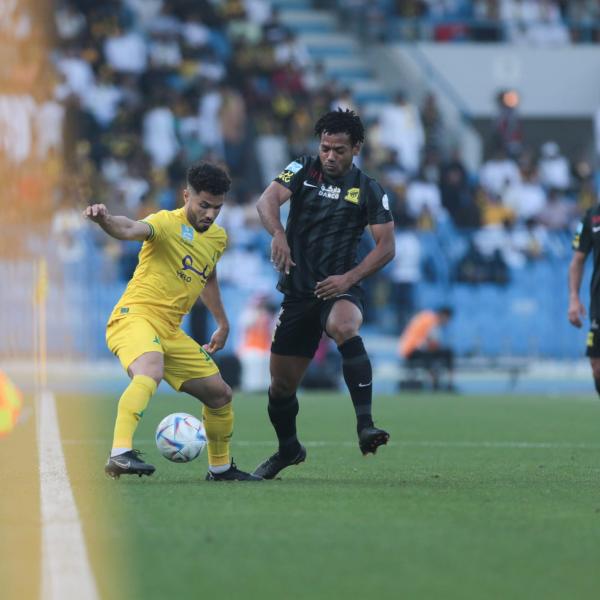 قبل قمة الاتحاد والنصر.. الدون و روما.. من يتفوق؟