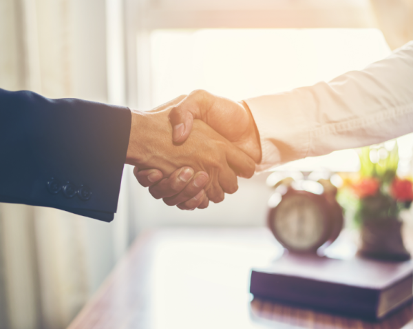 إتاحة مهن جديدة.. كيف تطلب استقدام عامل منزلي؟ 