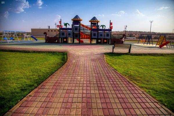 منتزة القصيم الوطني شرق بريدة يستقبل الزوار - واس