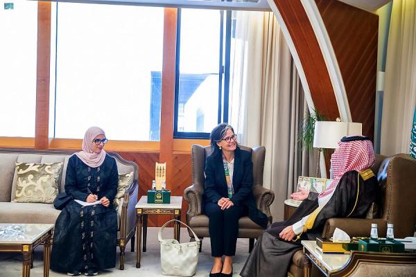 أمير المنطقة الشرقية يستقبل سفيرة الدنمارك لدى المملكة