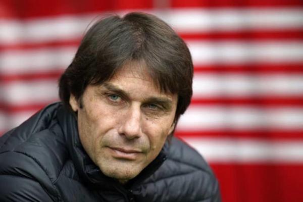 توتنهام بصدد إقالة المدير الفني كونتي خلال أيام