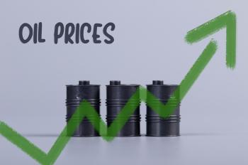أسعار النفط تعافت يوم الاثنين وارتفعت بما يزيد على 1% - مشاع إبداعي