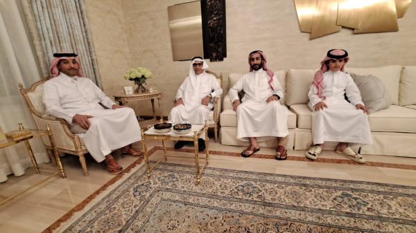  عبد الرحمن العفالق يقول إن مجالس الأحساء مستمرة يتزاور فيها الأهل للحديث عن الأدب والشعر والزراعة ومواسمها - اليوم