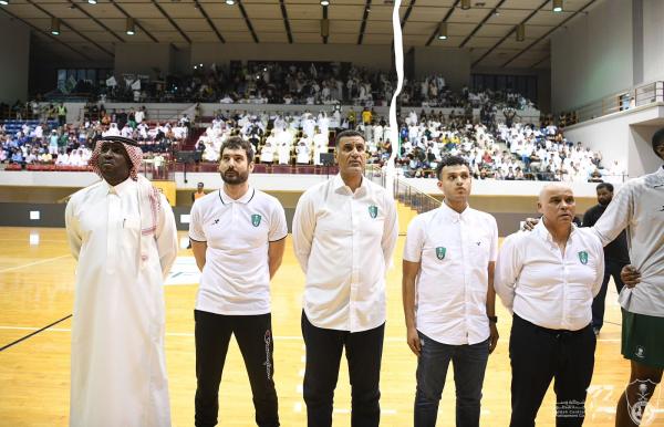 سلة الأهلي تتوج بلقب الدوري للمرة الأولى
