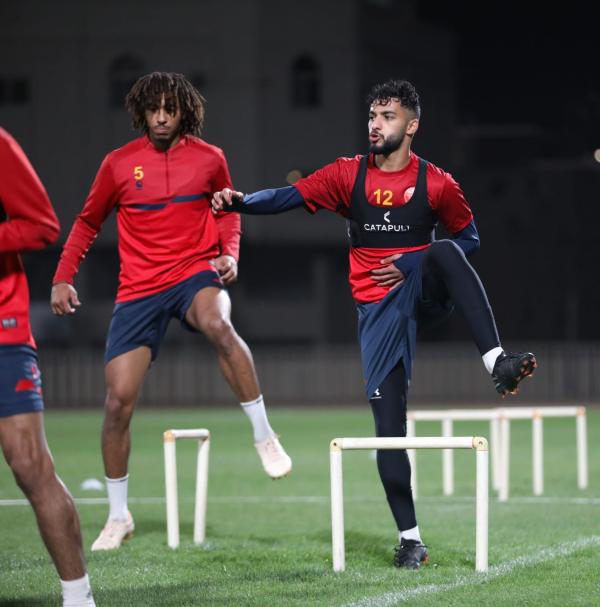 القادسية يستعد للعين باللمسات