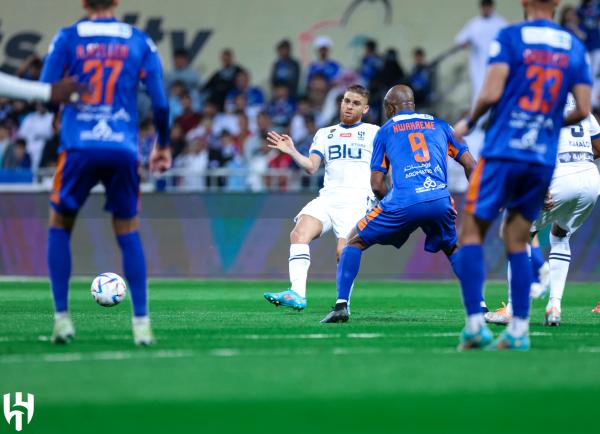 الهلال يقفز للثالث بثنائية الفيحاء 