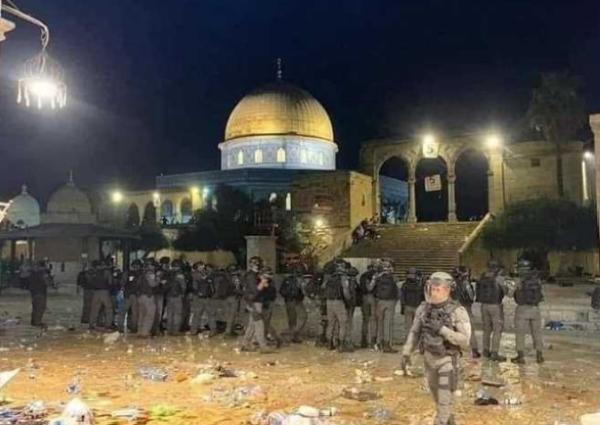 الجامعة العربية تدين اقتحام القوات الإسرائيلية للمسجد الأقصى: ينذر بأزمة