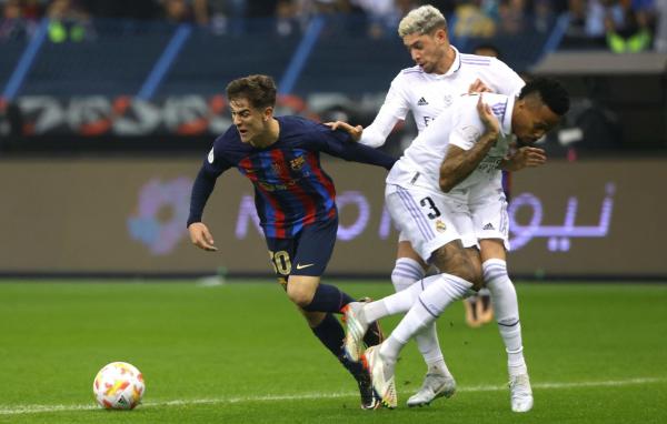 غيابات الكلاسيكو.. برشلونة المتضرر الأكبر