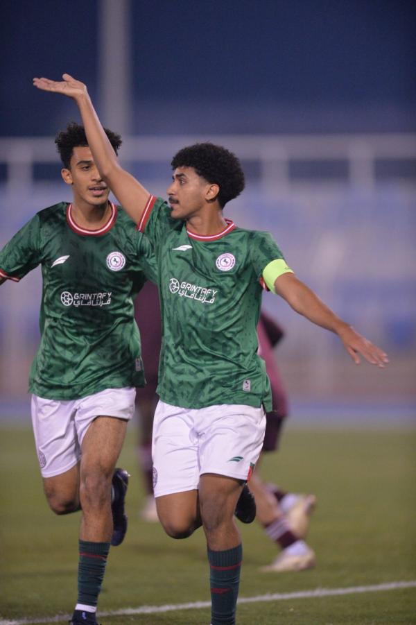دوري الناشئين لمن يحسم اليوم للنصر أم الاتفاق؟