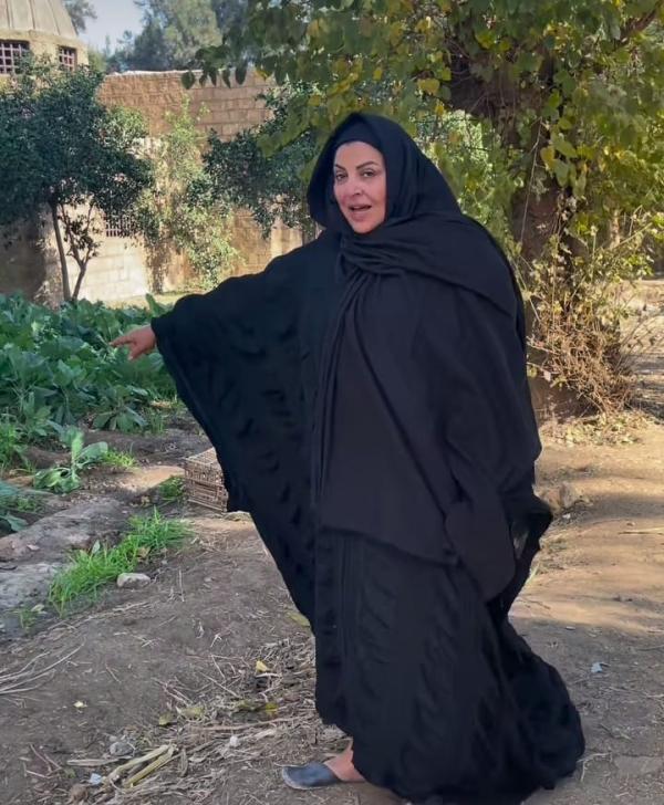 هالة صدقي.. السباحة التي خطفت الأضواء بـ'صفصف'!