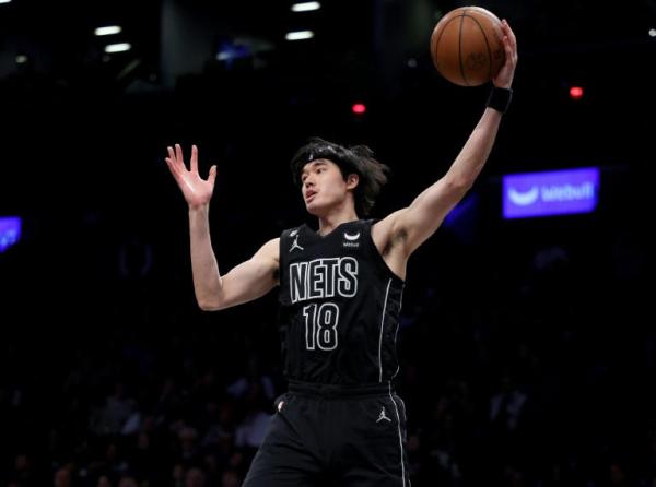 دوري 'أن بي ايه': بروكلين سادس المتأهلين من المنطقة الشرقية