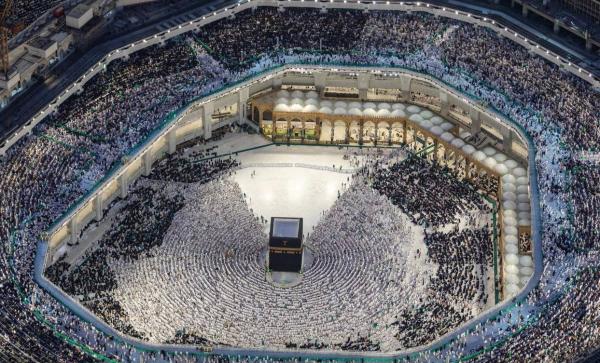 صور جوية للأجواء الإيمانية والروحانية بالمسجد الحرام 