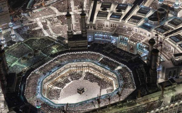 صور جوية للأجواء الإيمانية والروحانية بالمسجد الحرام 