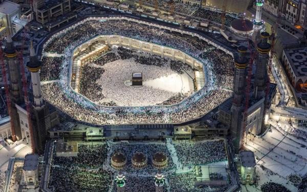 صور جوية للأجواء الإيمانية والروحانية بالمسجد الحرام 