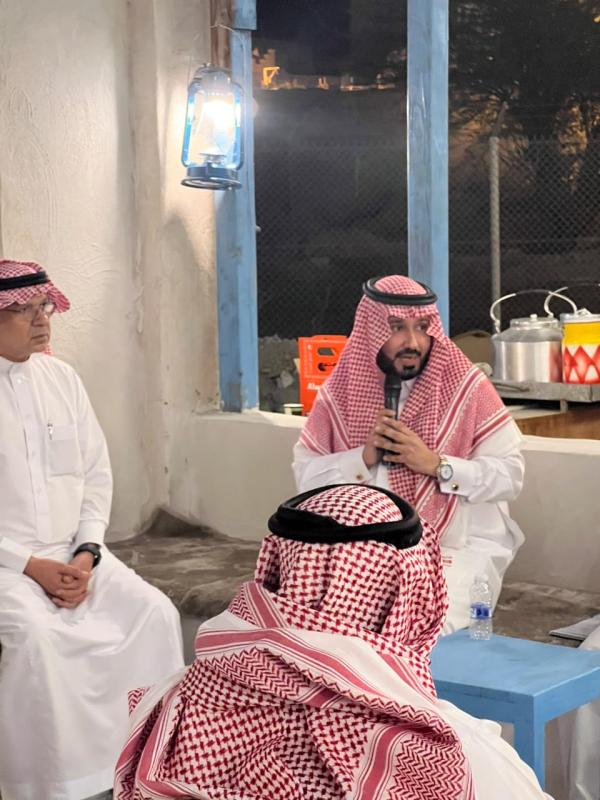الدرعان يوجه الشكر للقائمين على المبادرة لدورها في التعريف بالموروث الشعبي - اليوم