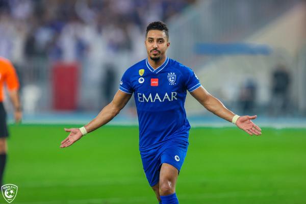 ضربة موجعة للهلال .. سالم يغيب عن مواجهتي النصر والاتحاد