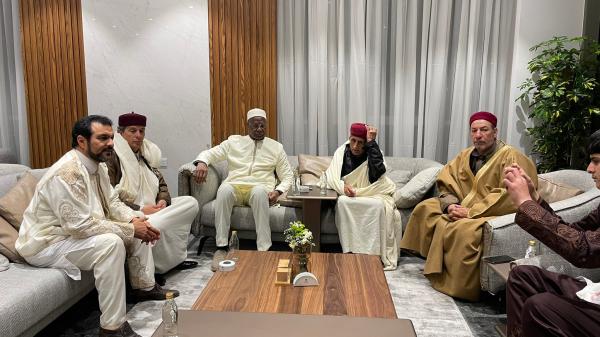 مجموعة من وجهاء ومشايخ برقة على هامش اجتماع اللجنة العسكرية - اليوم