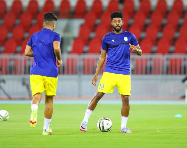 دوري يلو .. قوميز يُعلن تشكيل العين لمباراة الأهلي