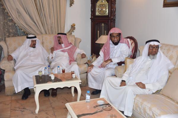 مجلس يوسف العثمان.. صلة وتراحم في الشهر الكريم